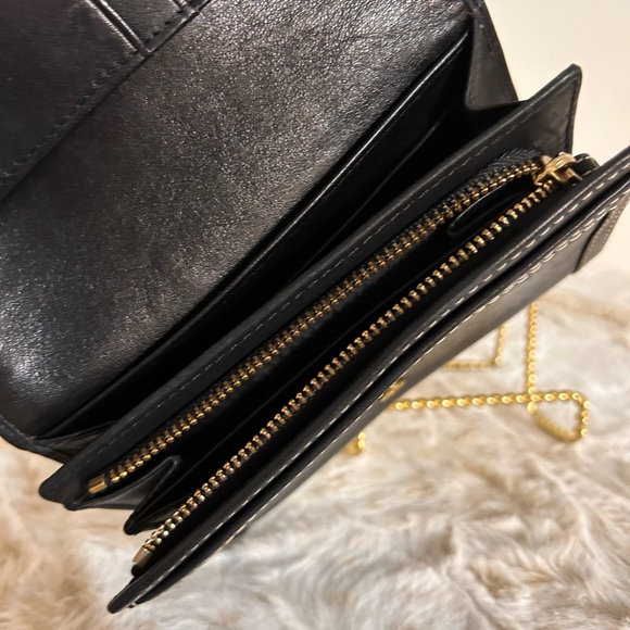 Coach Black Leather & Canvas detailed excellent used condition wallet. - Picture 6 of 6